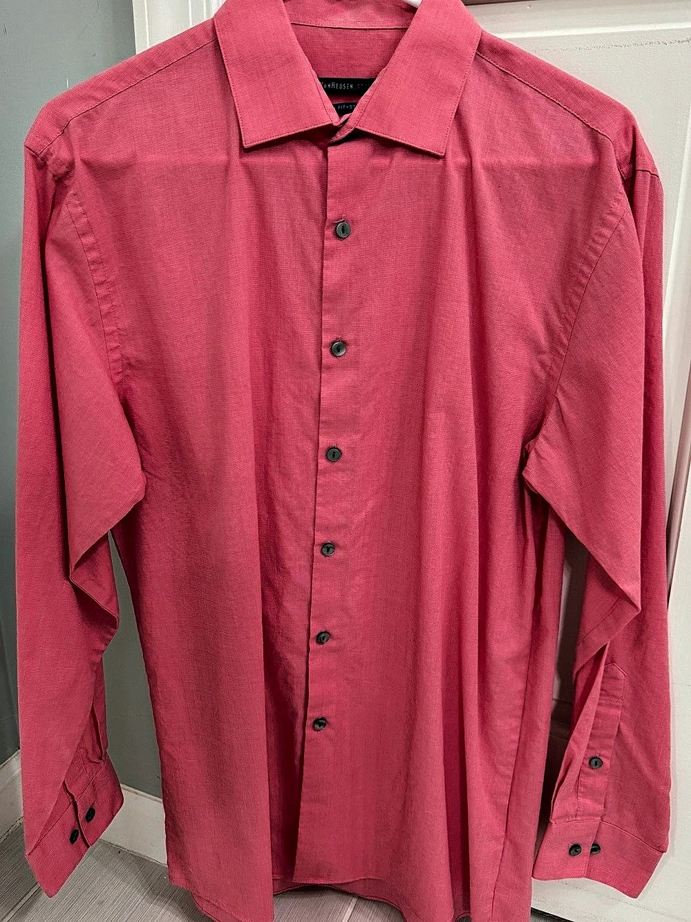Van Heusen Studio Men’s Slim Fit Stretch Pink Raspberry Dress Shirt 15.5 32/33